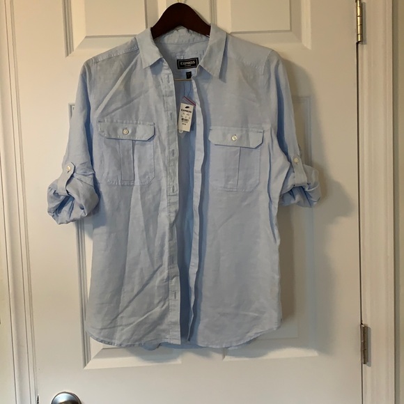 Express Women’s Button-Down. - Picture 1 of 4